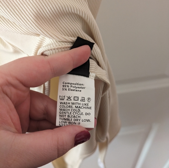 NWOT SHEIN Curve Bodysuit Size 4X Cream Asymetrical Neckline - Picture 4 of 4